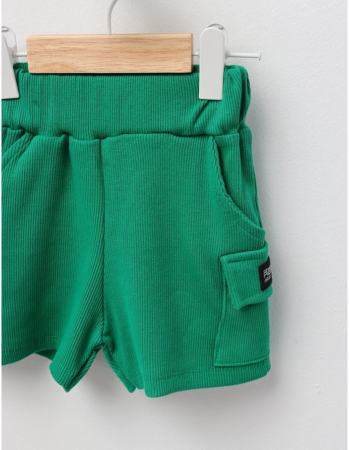 Pantaloni scurti cargo verde picture - 2