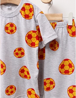 Pijama de vara gri-rosu, Fotbal