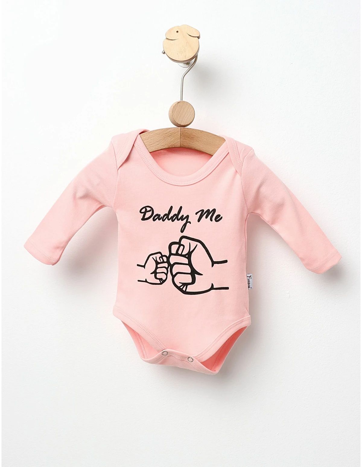 Body Daddy and Me corai