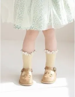 Sosete Frilly Ruffle crem