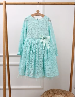 Rochita cu broderie, Lara, model verde