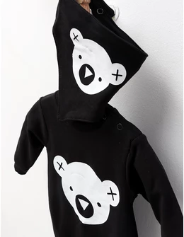 Salopeta cu Baveta, Bond Bear, negru