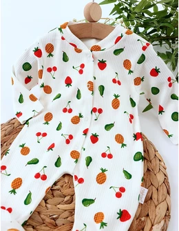 Salopeta cu botosei Fructe, model alb