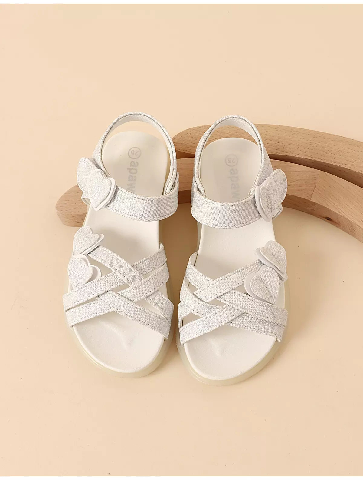 Sandalute Three Hearts, model flexibil, alb