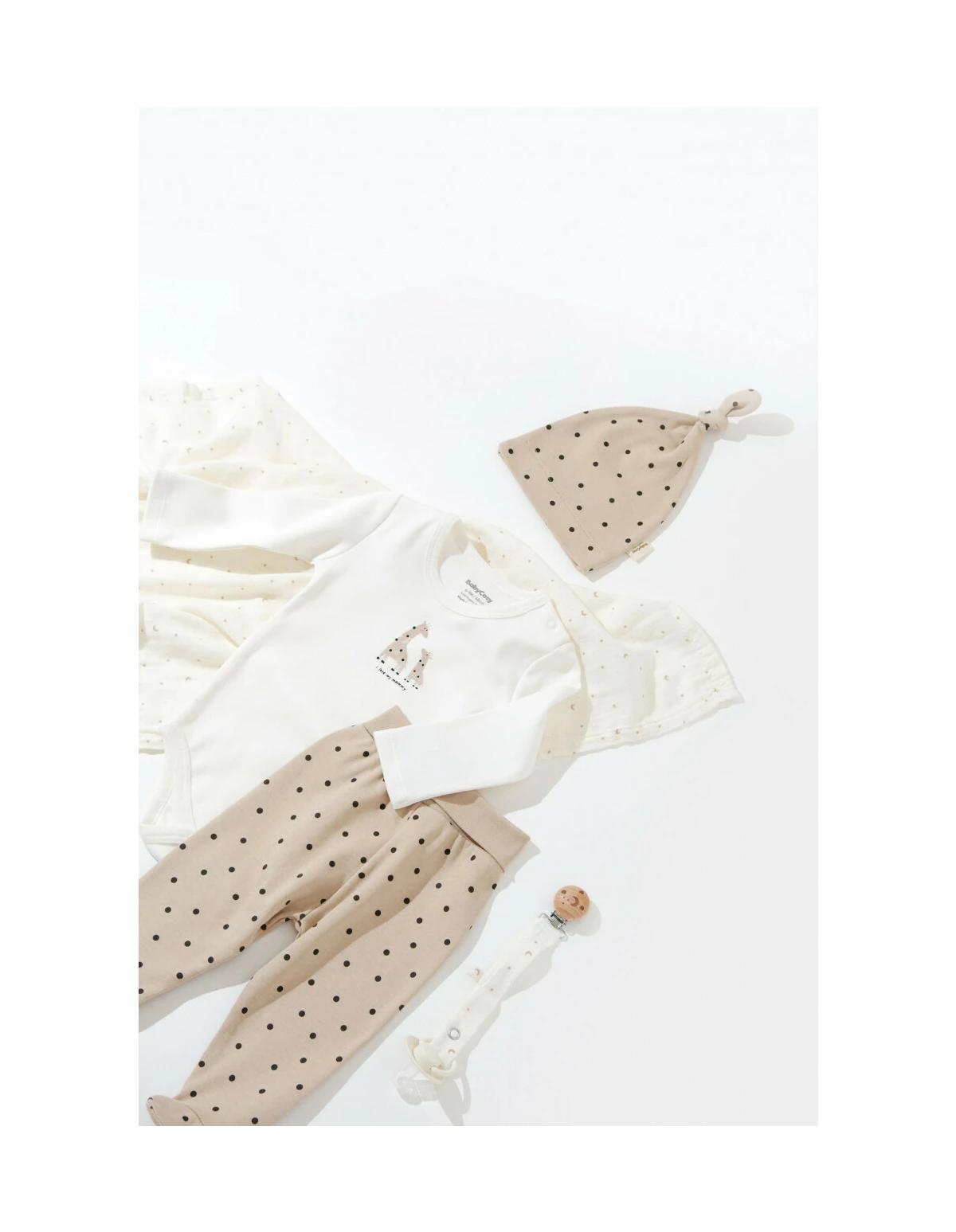 Set 3 piese: body, pantaloni si caciulita Girafa, BabyCosy, 100% bumbac organic