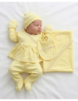 Set 7 piese, Bebe Girl, model galben