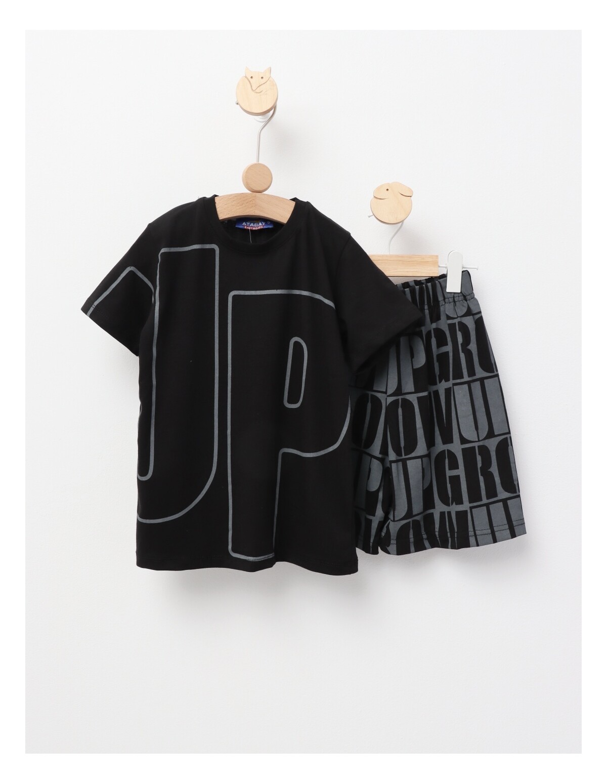 Set Grow Up, model cu negru