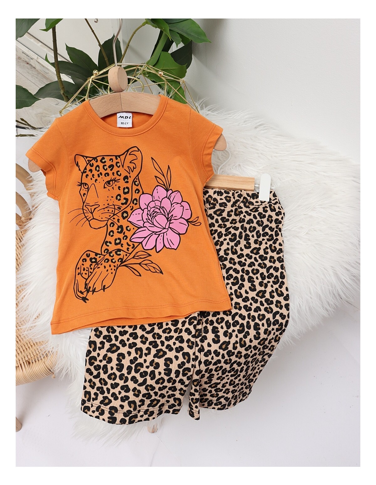 Set tigrat cu floricica model caramiziu