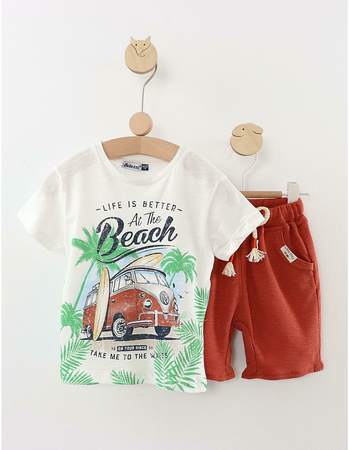 Set tricou+pantaloni lejeri alb-caramiziu