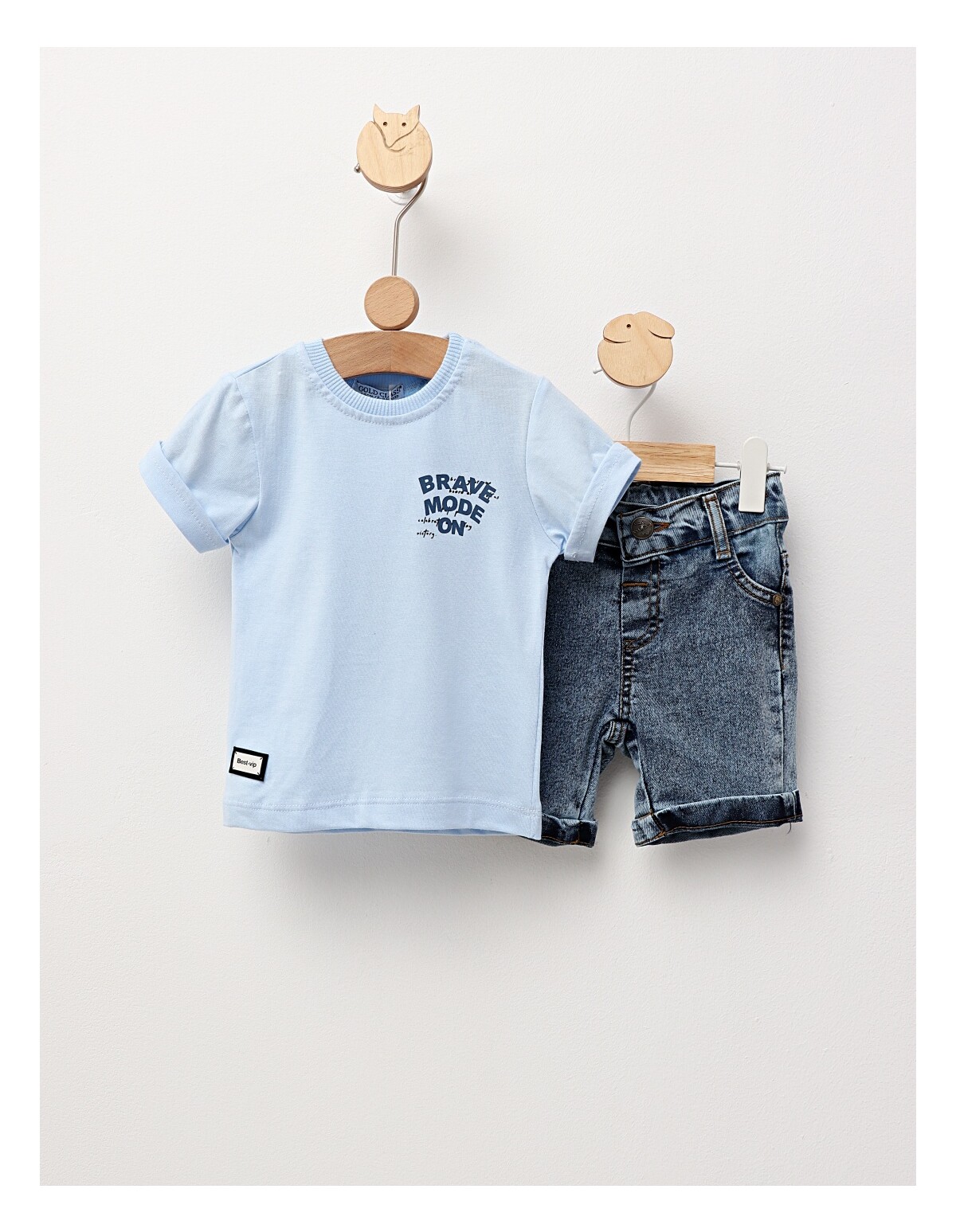 Set vara, Brave Mode On, blue