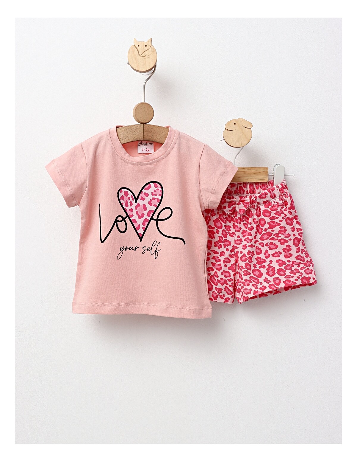 Set vara, Love Yourself, corai-roz