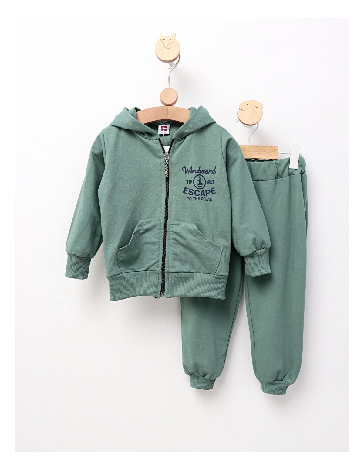 Trening Escape To The Ocean verde