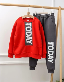 Trening Today is WOW model cu rosu