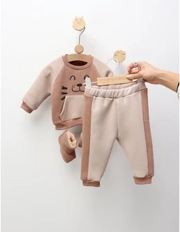 Trening vatuit+Botosei, cu bej