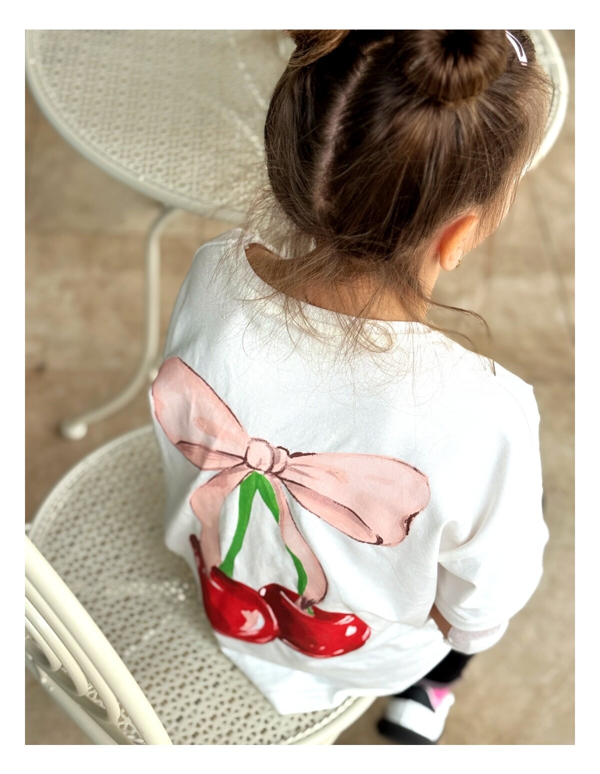 Tricou Ciresele, model cu alb