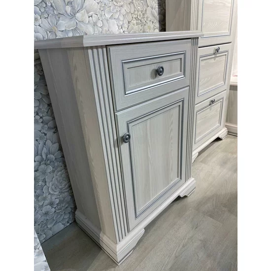 Comodă White 1D1S, sertar și spațiu depozitare cu ușă, MDF și PAL melaminat, mânere metalice, design compact și elegant picture - 2