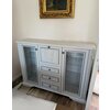 Comodă White 2W3S1B, 2 uși vitrate, 3 sertare și bar integrat, MDF și PAL melaminat, mânere metalice, 161x45x119 cm, frasin alb/pin argintiu picture - 5