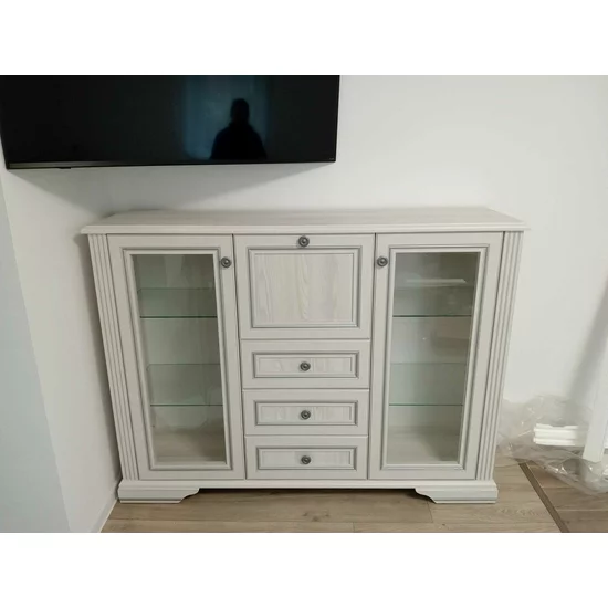Comodă White 2W3S1B, 2 uși vitrate, 3 sertare și bar integrat, MDF și PAL melaminat, mânere metalice, 161x45x119 cm, frasin alb/pin argintiu picture - 8