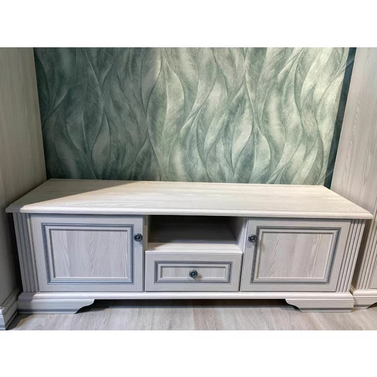 Comodă White RTV, spații depozitare multiple, MDF și PAL melaminat, design modern, 161x53x44.5 cm, alb frasin/pin argintiu picture - 2
