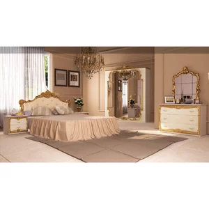 Dormitor Victoria, Stil Baroc, Set Complet Cu Pat 160x200, Dulap 4 Uși Cu Oglindă, Noptiere Și Comodă, PAL, Bej