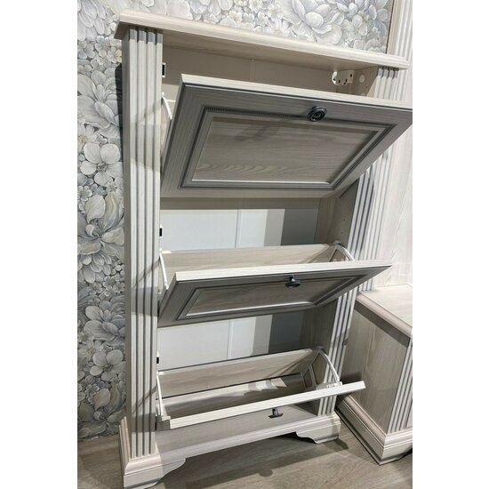 Pantofar White 3D 72.5x19x124 Frasin alb/ Pin Argintiu picture - 2