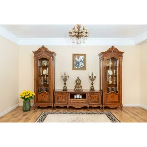 Set comodă și 2 vitrine Plasma Milly din lemn masiv fag, panel și MDF, furniruit cu furnir de nuc, 176x47,5x67,3 cm