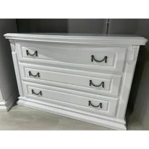 Comodă Diana, cu 3 sertare spațioase, design elegant, material lemn masiv și MDF, 118x78x55 cm, alb