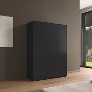 Dulap Nabila - dimensiuni variate, design modern, spatiu generos si culori personalizabile