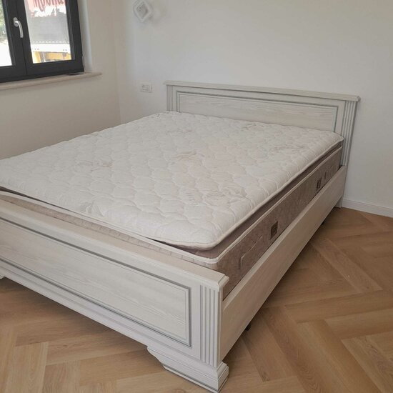 Dormitor White, Set Mobilier Complet, PAL și MDF, 160x200 cm, Frasin Alb și Pin Argintiu picture - 3