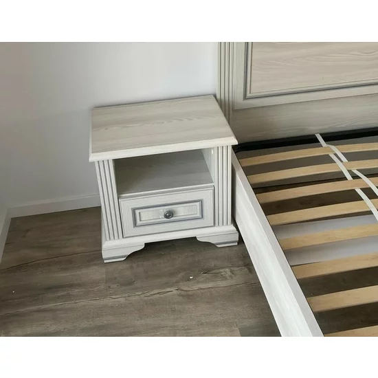 Dormitor White, Set Mobilier Complet, PAL și MDF, 160x200 cm, Frasin Alb și Pin Argintiu picture - 5