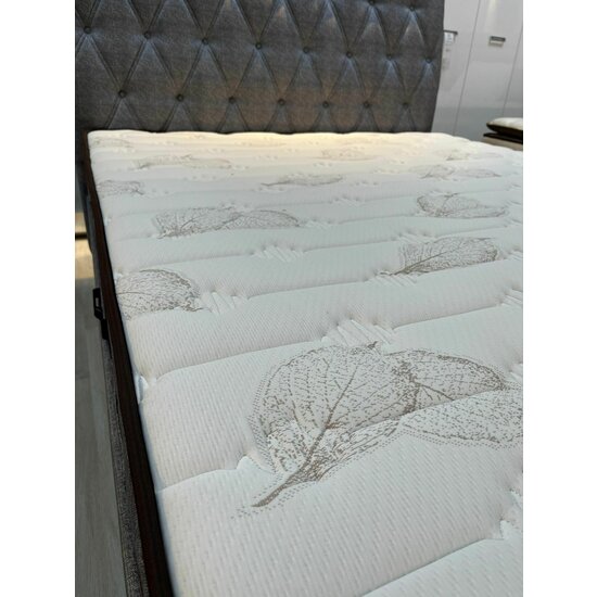 Set Pat + Saltea Comfort, ladă depozitare, somieră rabatabilă, topper confort, structură metal + lemn + PAL, tapițerie stofă premium, 160x200 cm, Gri picture - 11