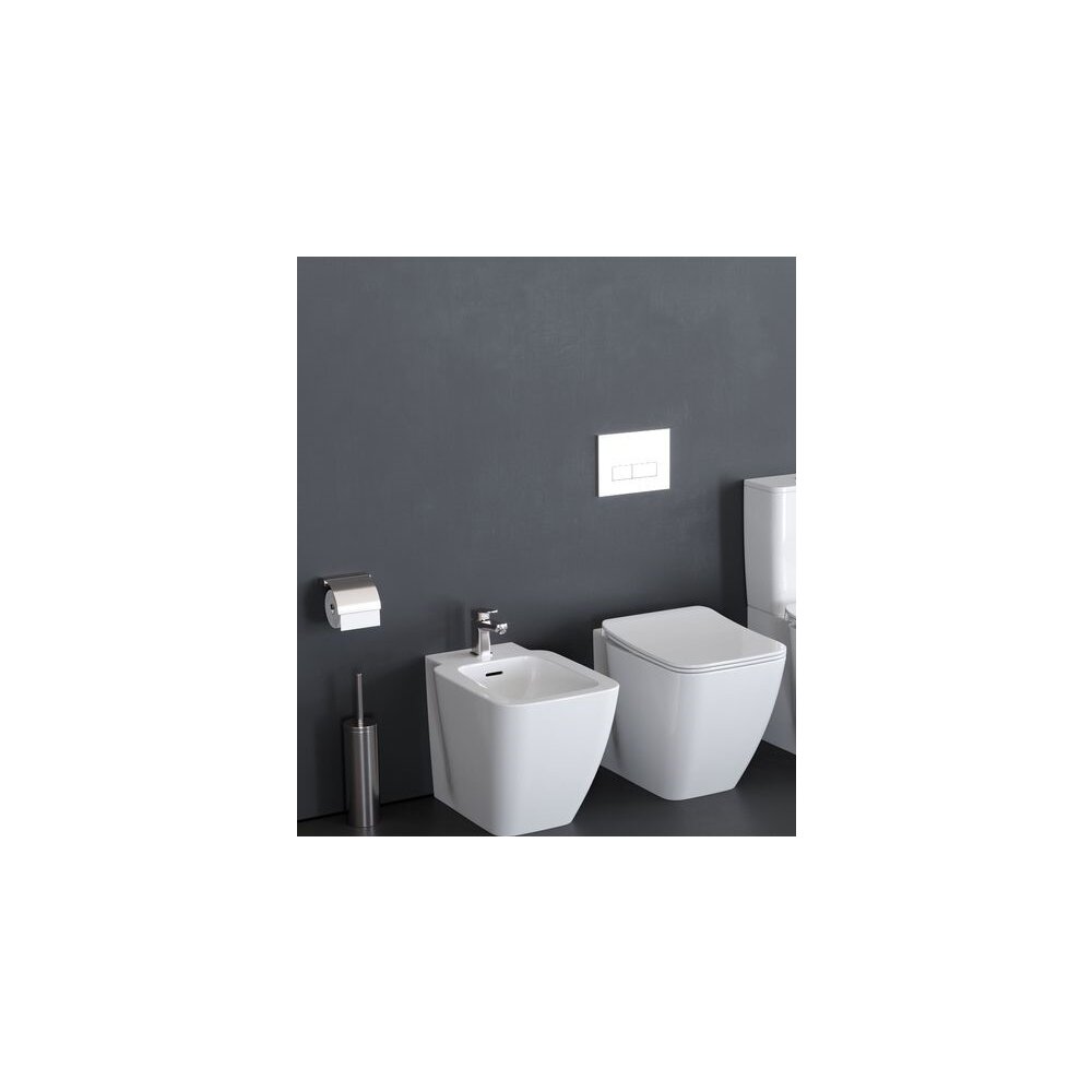 Set vas wc pe pardoseala bideu pe pardoseala si capac slim soft close Ideal Standard Strada II AquaBlade BackToWall Aquablade