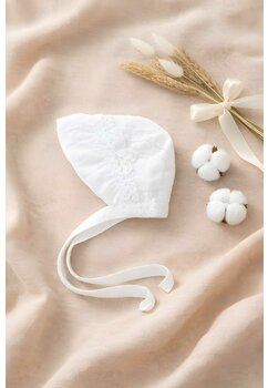 Caciulita bebe, muselina bumbac, Eliza cu dantela, alb