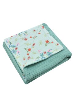 Paturica tricotata Anna, verso muselina, albastrele si lalele, 80x100 cm, verde deschis