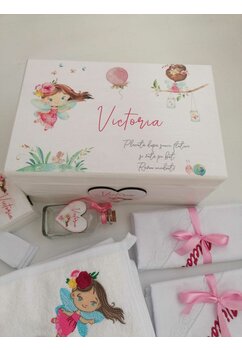 Trusou botez, cutie de amintiri personalizata, fetita fluturas