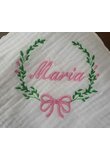 Trusou botez din muselina, alb, 7 piese, brodat, fundita roz