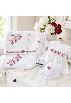 Trusou botez muselina, 8 piese, Flavi, cu model, alb