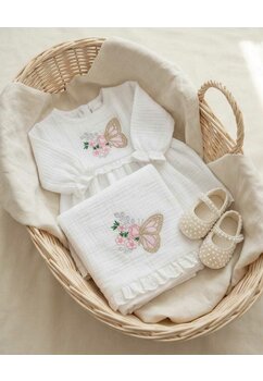 Trusou botez muselina, 9 piese, Butterfly si rochita de muselina, alb