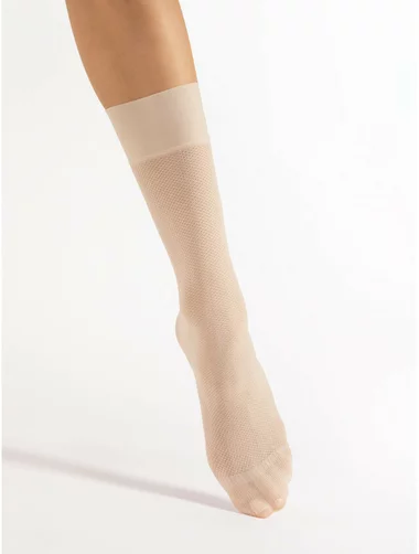 Ecrufarbene Mikrofasersocken mit Netzmuster Fiore Foxtrot 20 den