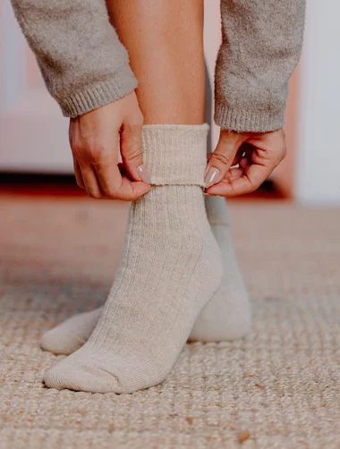 Gestreifte Wollsocken für Damen Steven S093