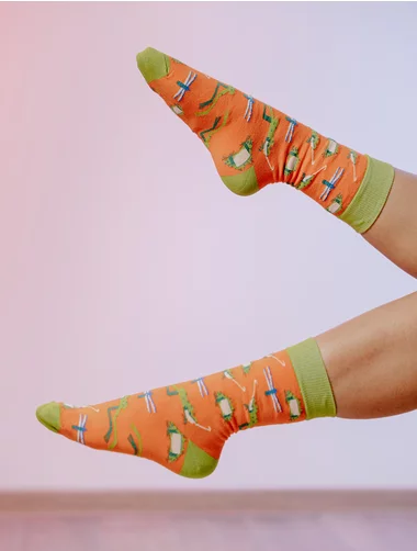 Socken aus Bio-Baumwolle mit Kabak Rana Ridibunda-Fröschen