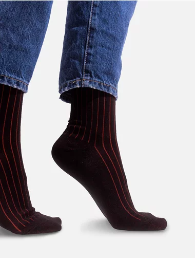 Sosete bumbac organic negre cu dungi rosii Kabak Classic Black