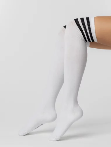 Sosete jambiere bumbac albe peste genunchi cu dungi Intenso 426-120