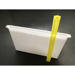 Hranitor uluc, spatiu 1 rama cuib, capacitate 3 litri (4 kg sirop), cu capac ermetic, ZEUS Italia