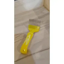 Furculita descapacit cu 21 de dinti subtiri si indoiti din inox