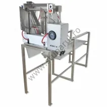 Masina descapacit automata cu cutite vibratoare incalzite cu circuit inchis apa si stand 1,5 m, Konigin