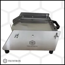 Stand cu inclinatie reglabila pentru dozat mierea din maturatoare Techtron