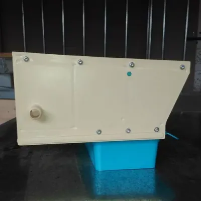 Colector polen plastic pentru tablita de zbor fixa