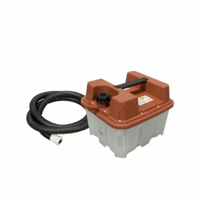 Generator de aburi pentru topitoare de ceara