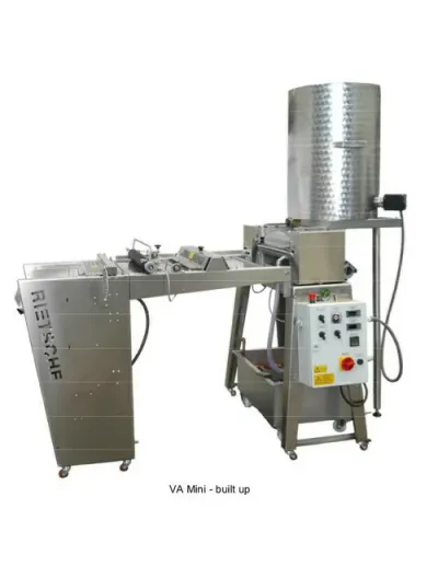Linie full automat pentru confectionarea fagurilor de ceara prin presare la cald VA-Mini cu masa rigida Rietsche (cu transport, fara instalare)